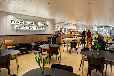 Café Frankental bakery, Zurich Picture