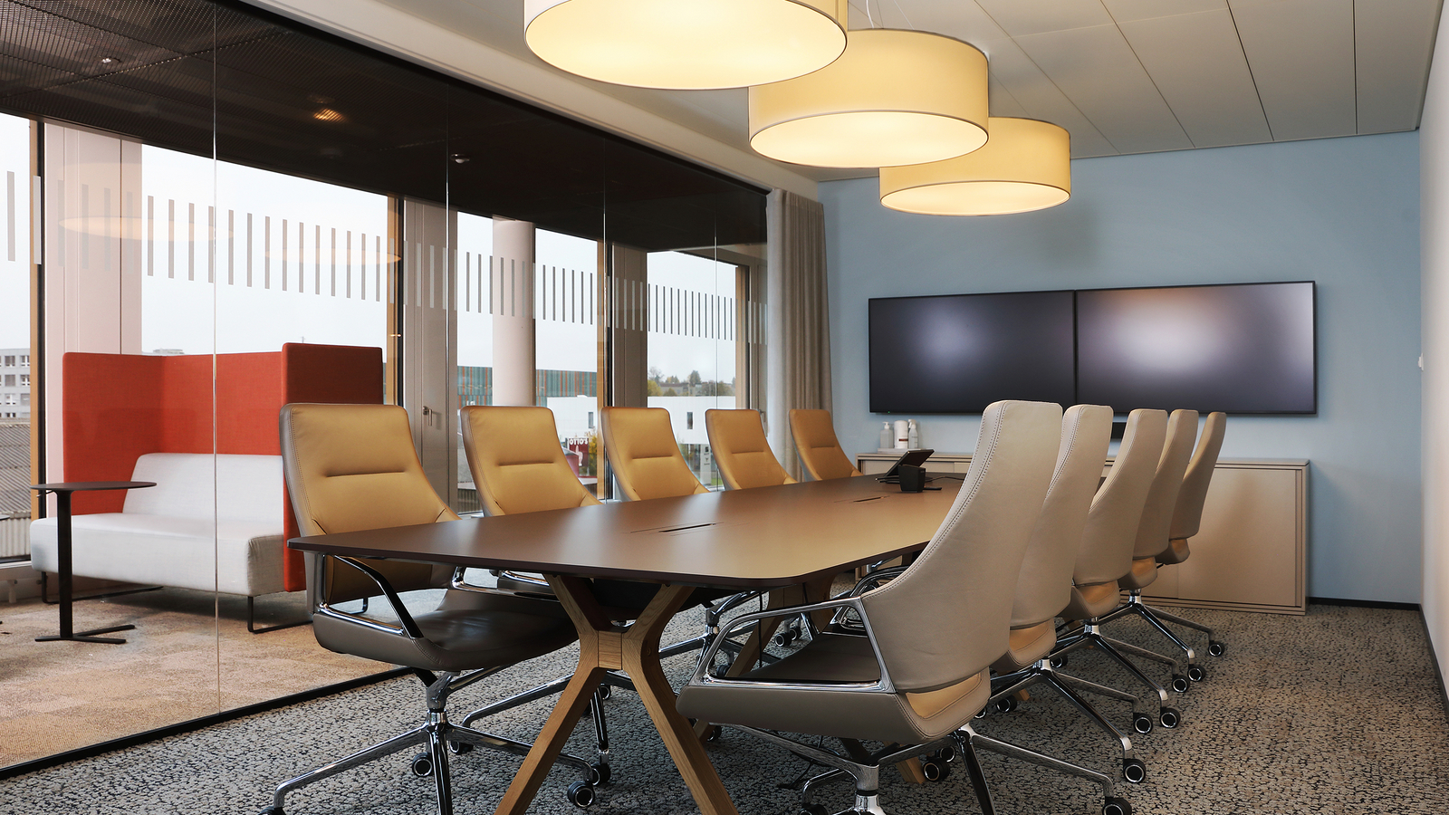 Selecta, Cham Picture