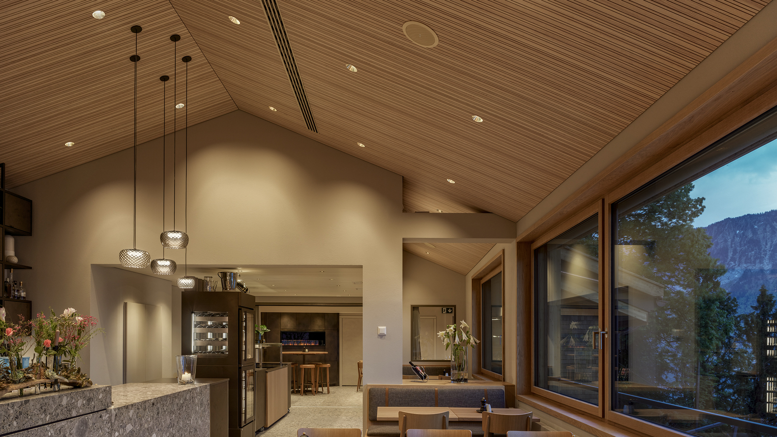 Restaurant «Stein&Sein», St. Beatus-Höhlen Bild