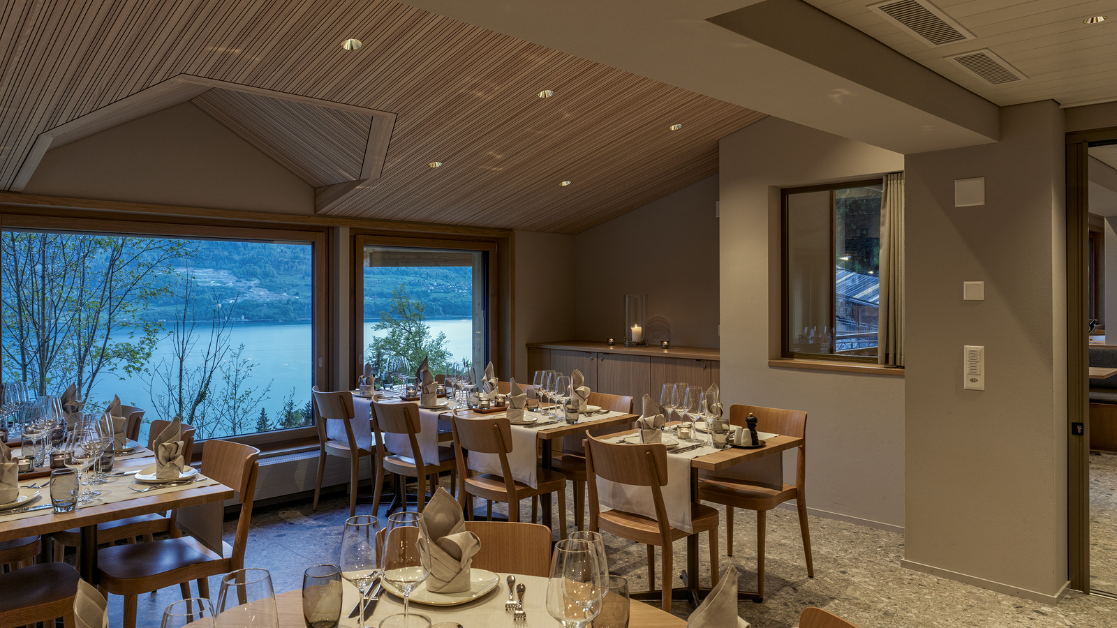 Restaurant «Stein&Sein», St. Beatus-Höhlen Bild