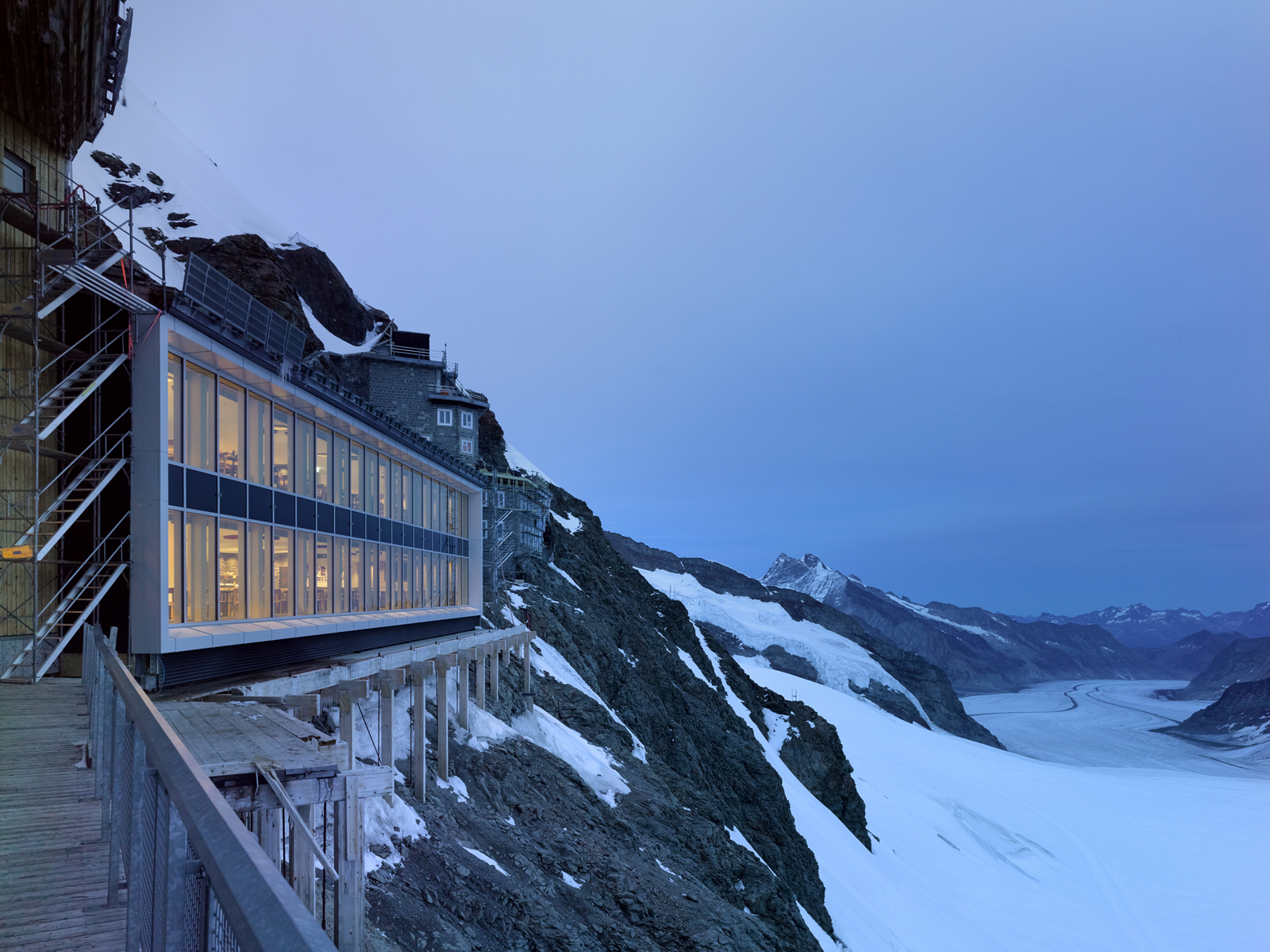 Restaurant Eiger and Bollywood, Jungfraujoch Picture