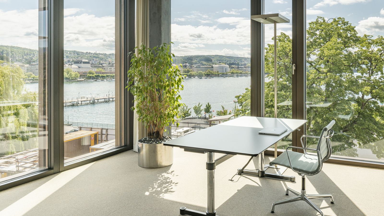 Office Building Rosau, Zürich Picture